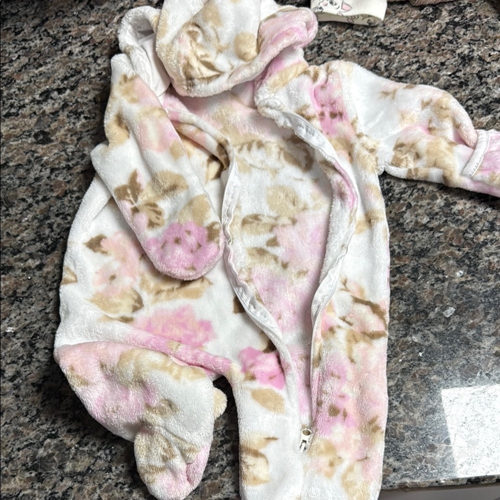 Floral fleece